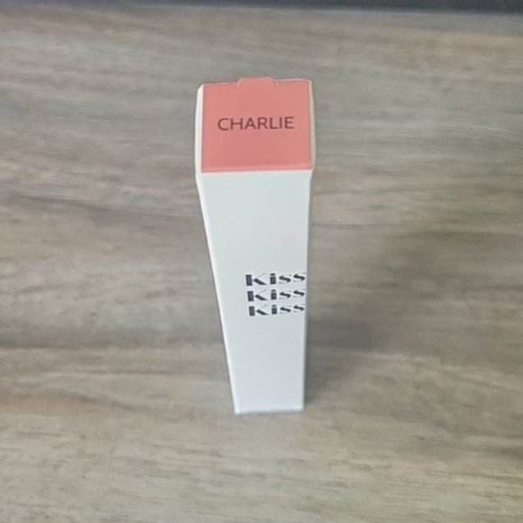Roen - Kiss My Liquid Lip Balm in Charlie - Picture 6 of 6